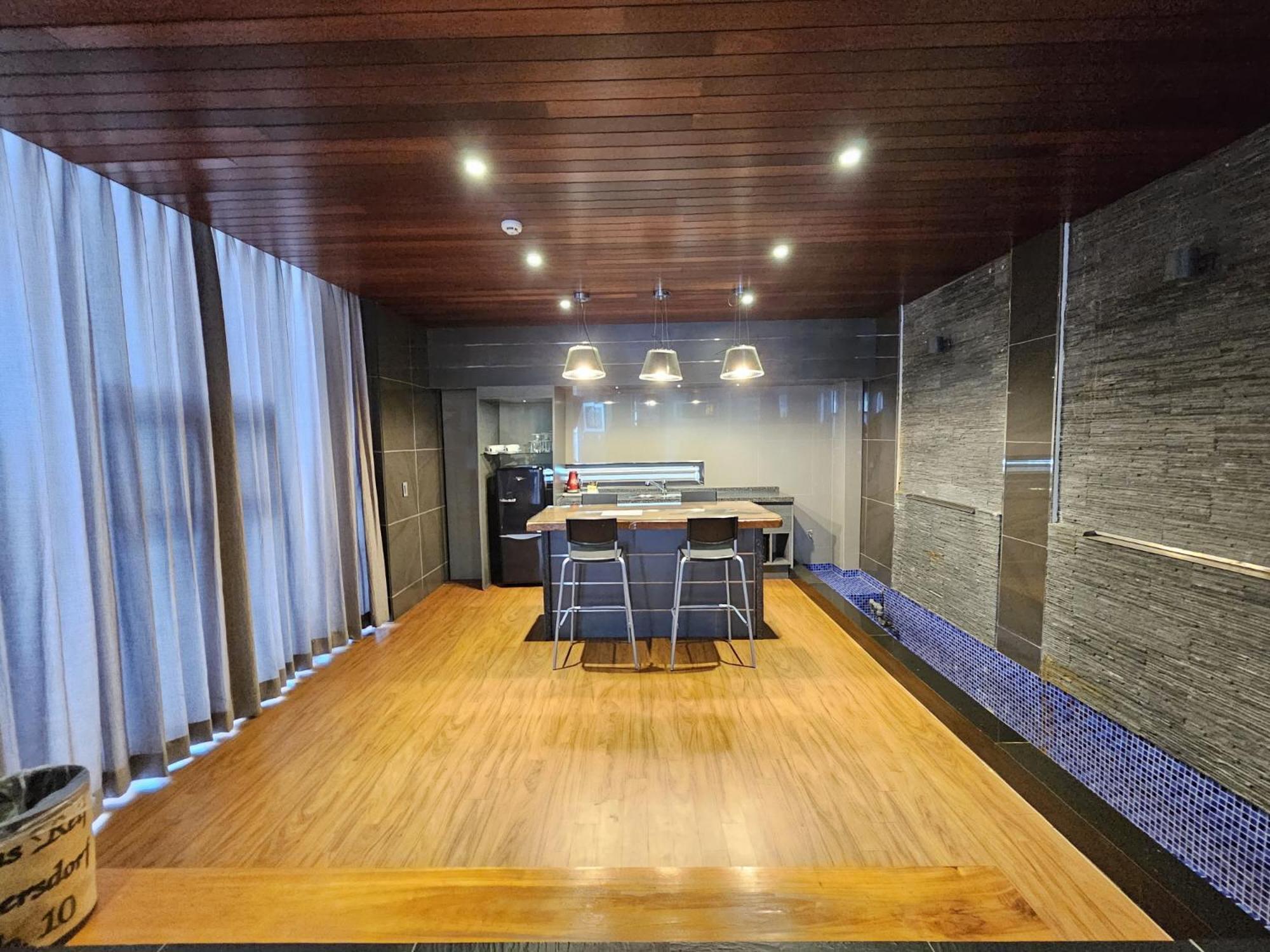 Jeju Hotel Scarboro Согвипхо Экстерьер фото