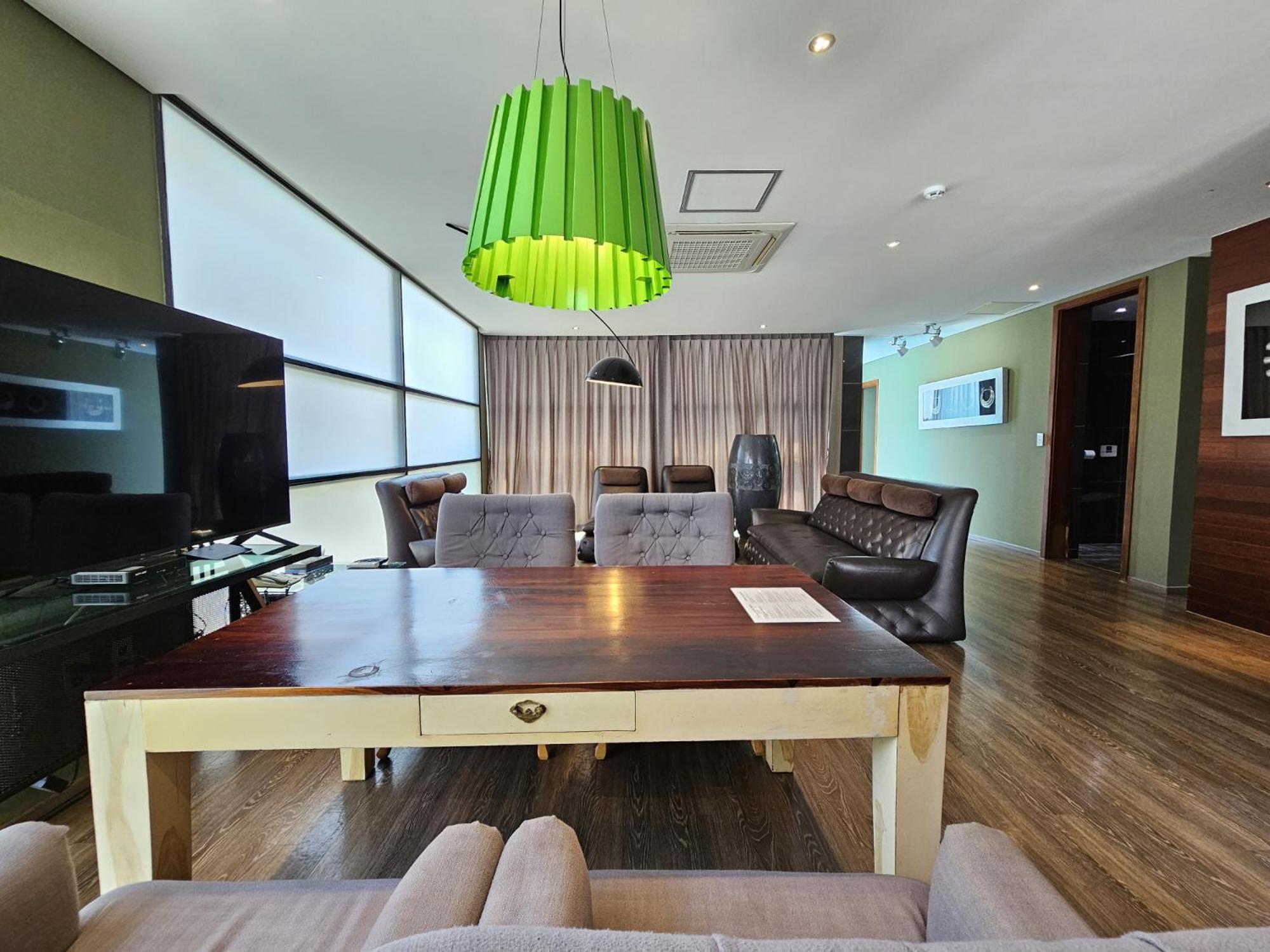 Jeju Hotel Scarboro Согвипхо Экстерьер фото