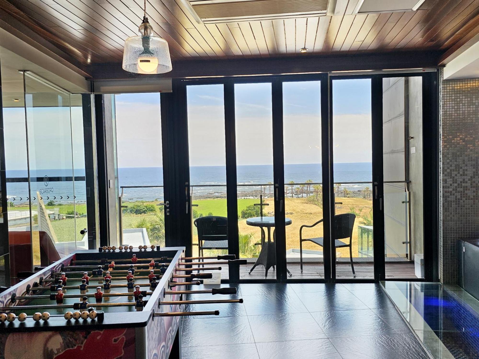 Jeju Hotel Scarboro Согвипхо Экстерьер фото