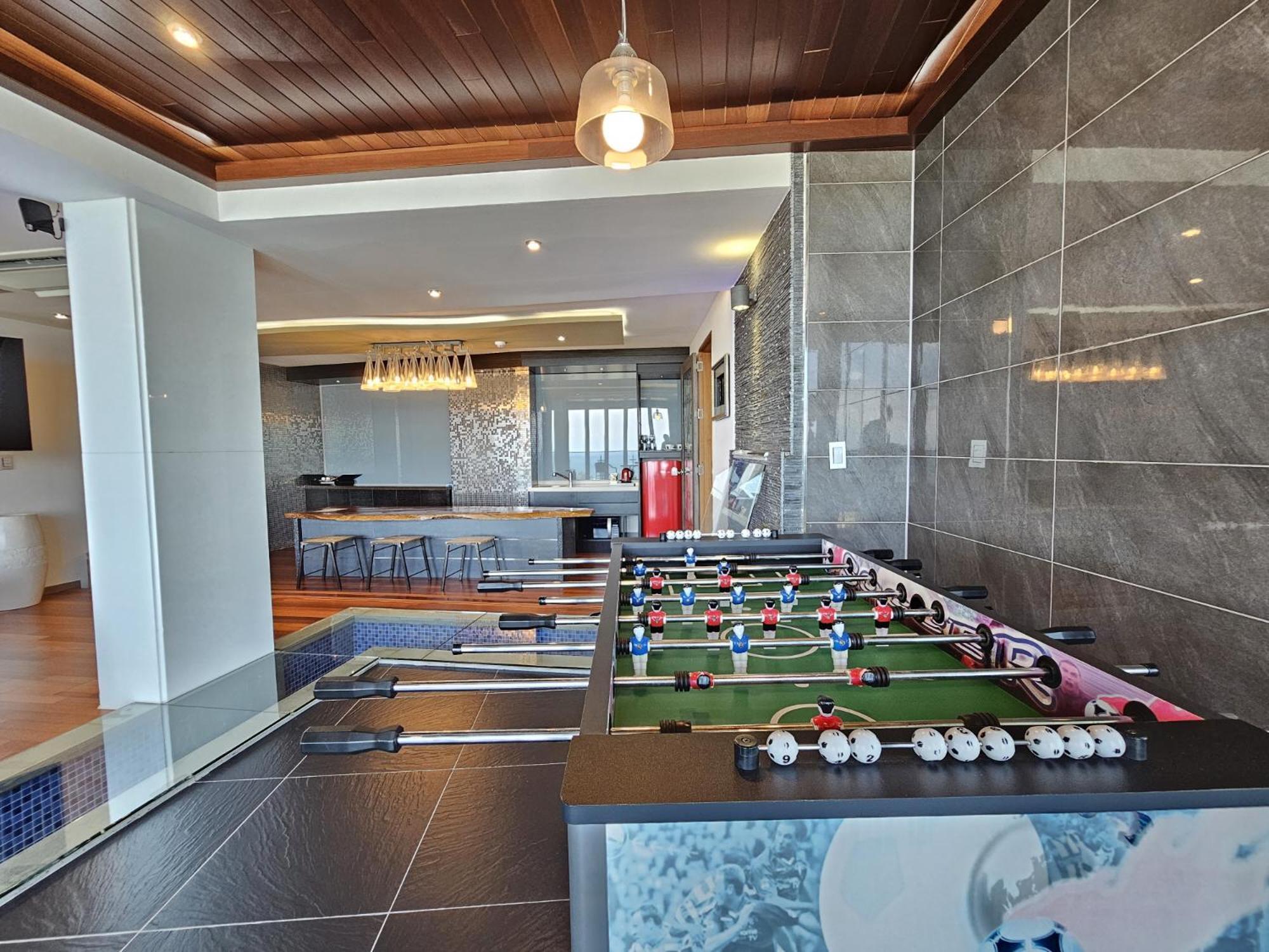 Jeju Hotel Scarboro Согвипхо Экстерьер фото