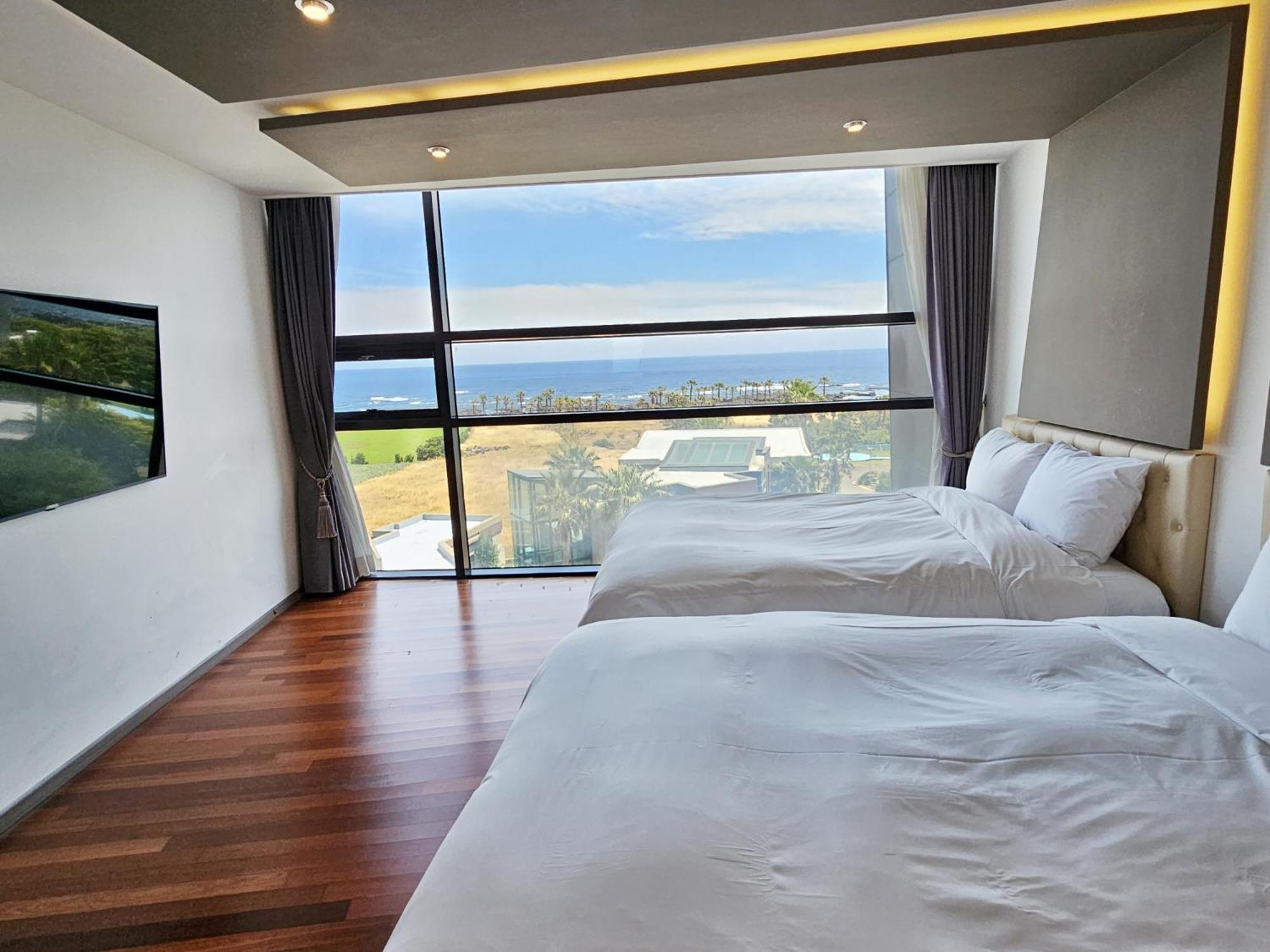 Jeju Hotel Scarboro Согвипхо Экстерьер фото
